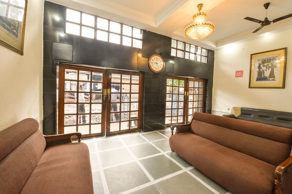 ホテルCamac Plaza コルカタ エクステリア 写真